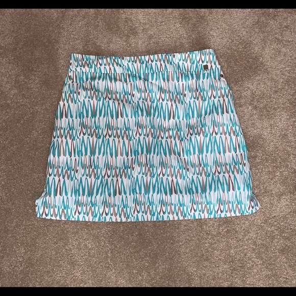 Cutter & Buck Dresses & Skirts - Cutter & Buck Golf skirt size 4 NWOT